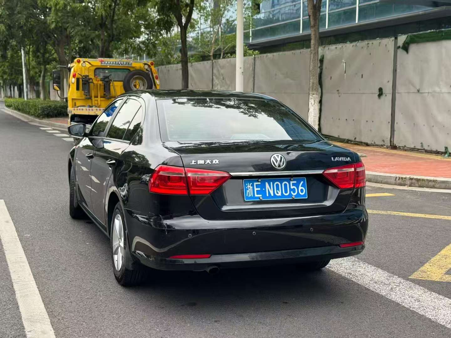 Volkswagen Lavida 2014 1.6L Automatic 9