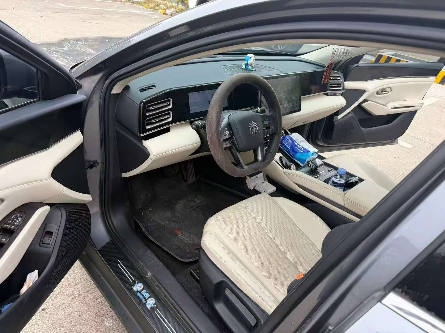 BYD Qin L 8