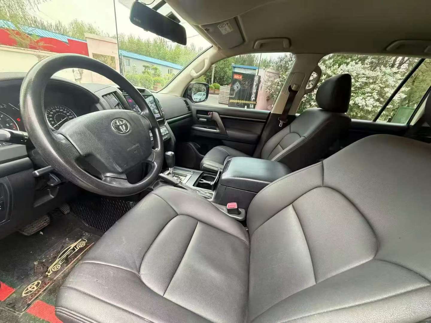 Toyota Land Cruiser 2014 4000 5-Seater 9