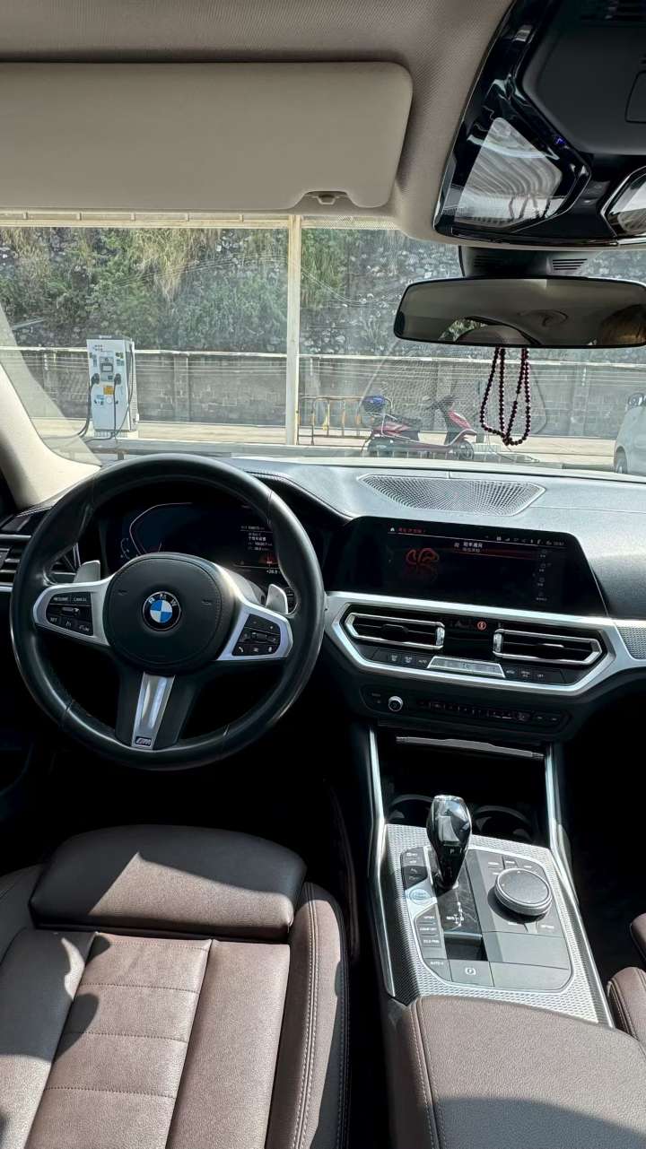 BMW 3 Series 2020 325i M Sport Night Edition 8