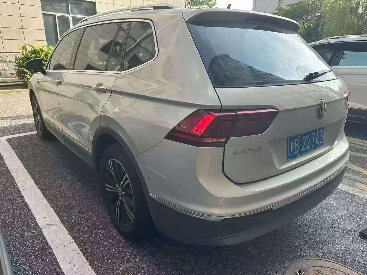 Volkswagen Tiguan L Flagship 3