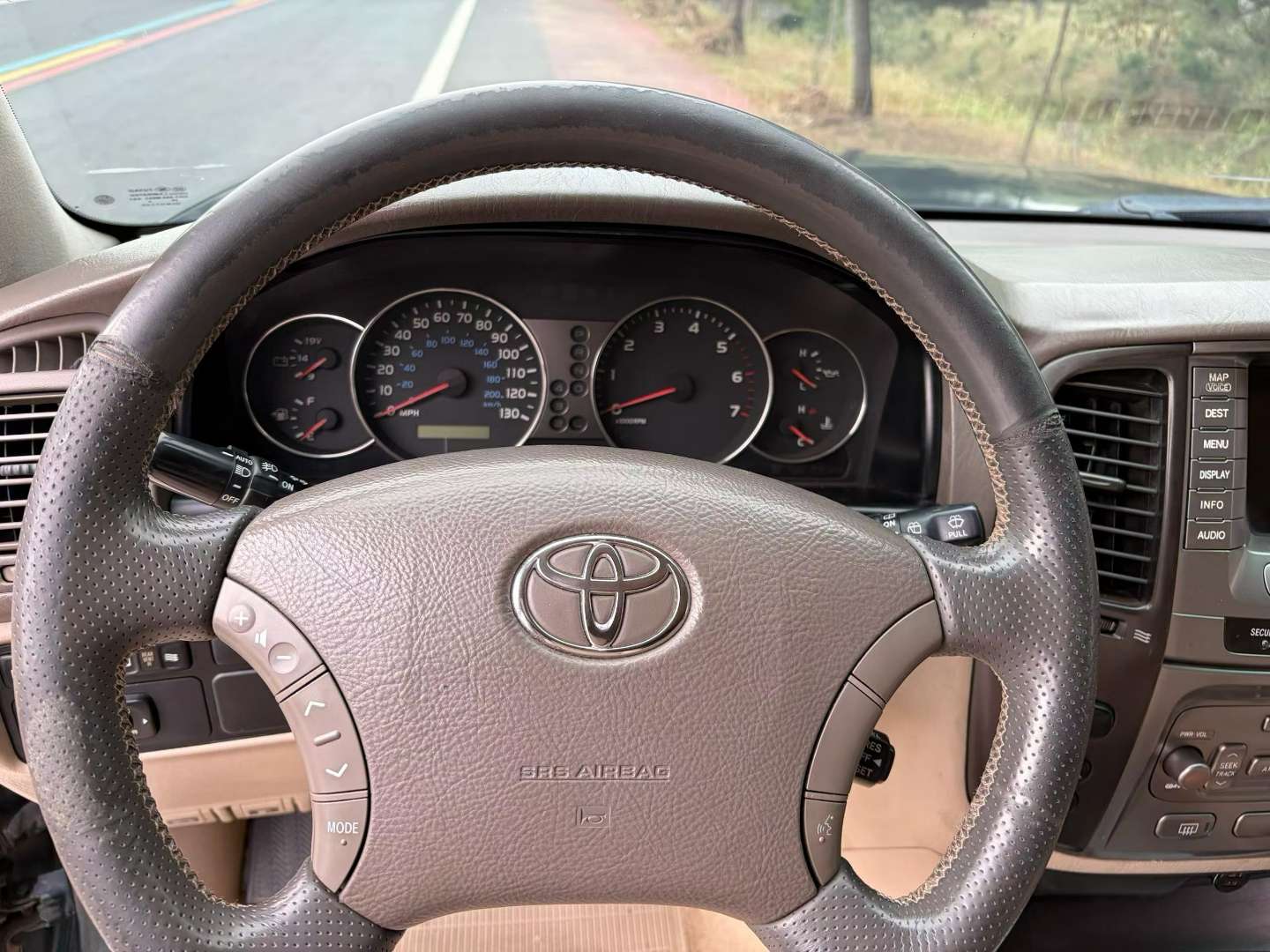 Toyota LC100 6