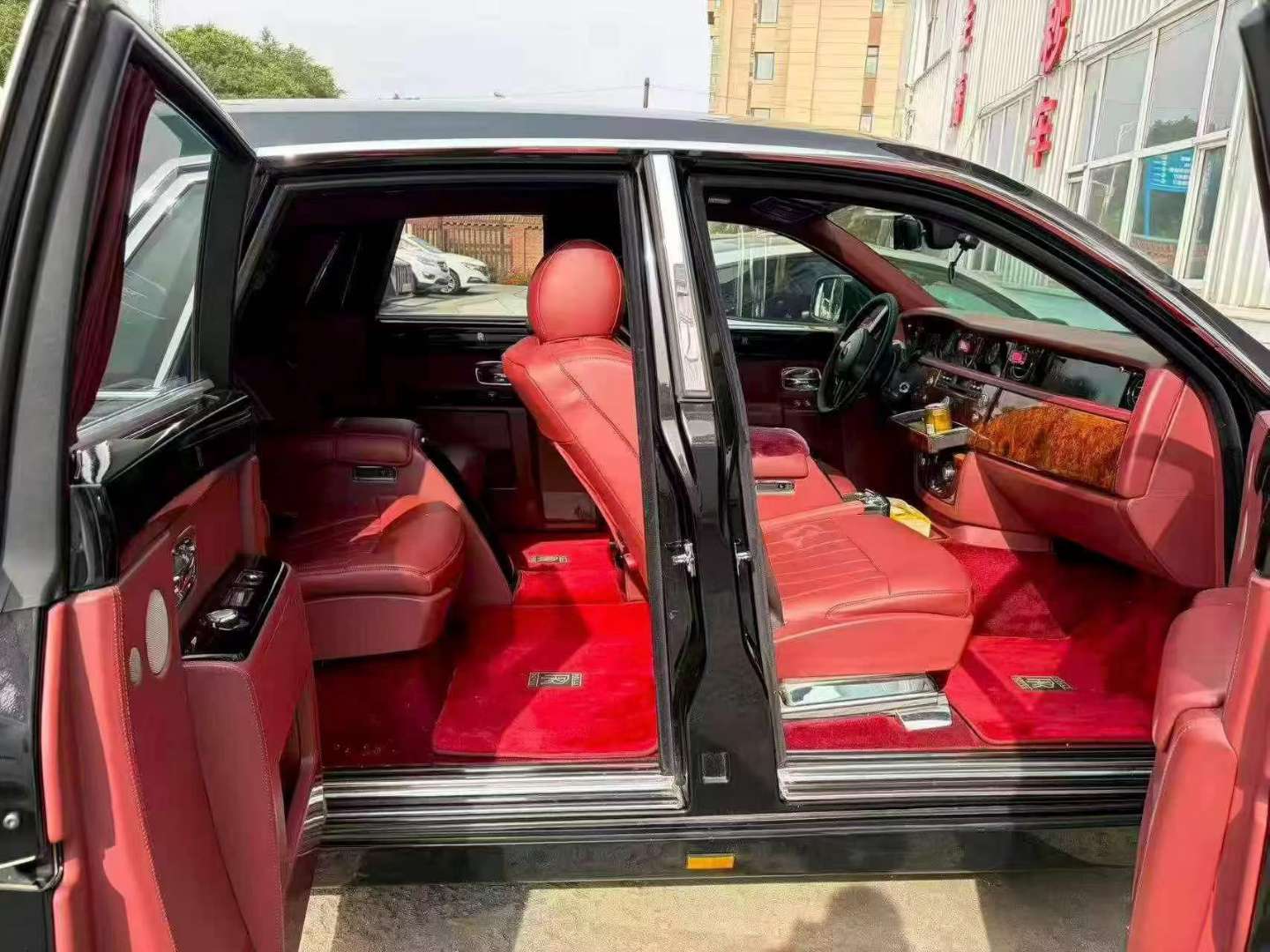 Rolls-Royce Phantom 2013 Rolls-Royce Phantom 4