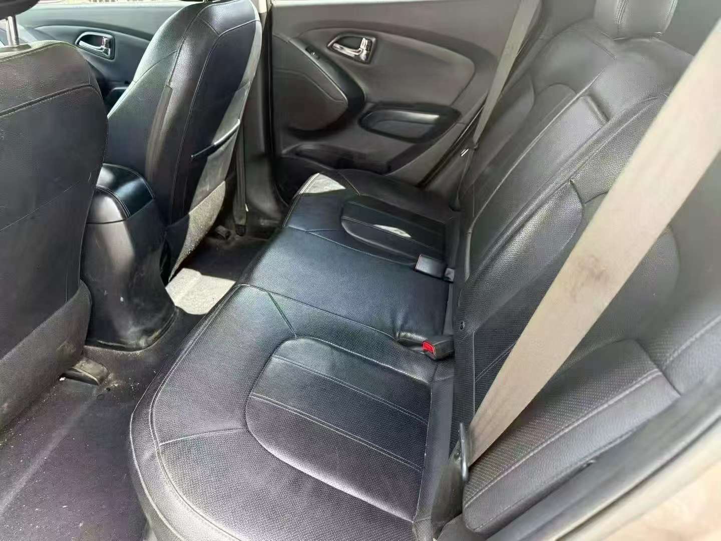 Hyundai ix35 2014 2.0L Automatic Sunroof 5
