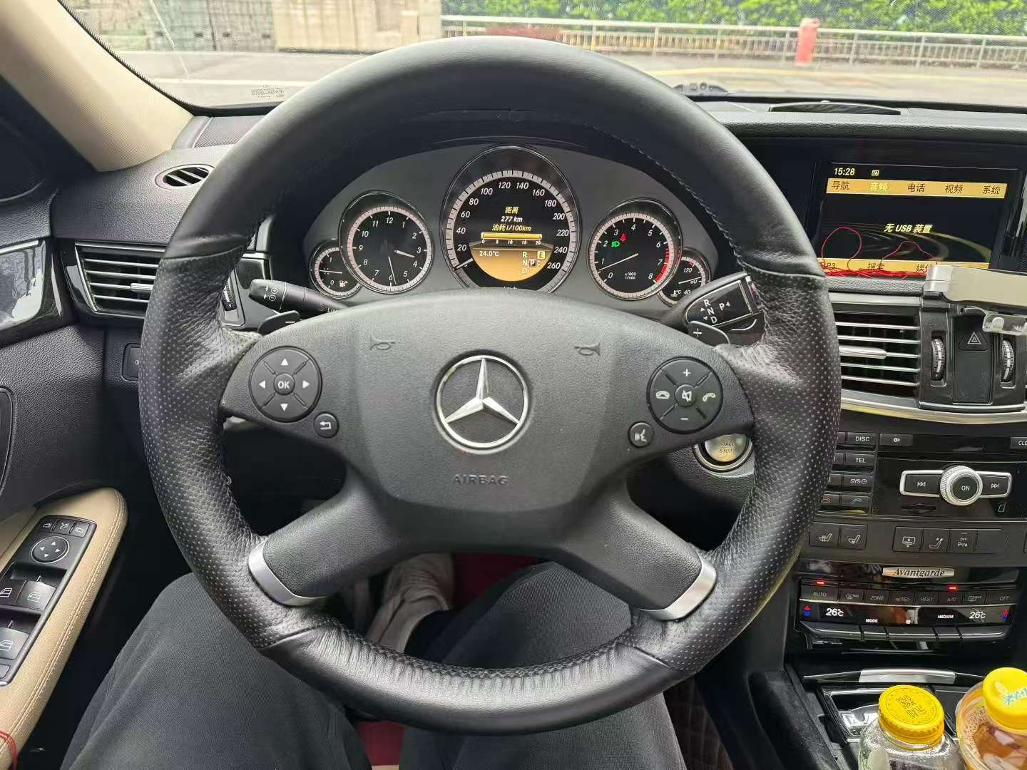 Mercedes-Benz E-Class 2012 E300 Automatic 3.0 5