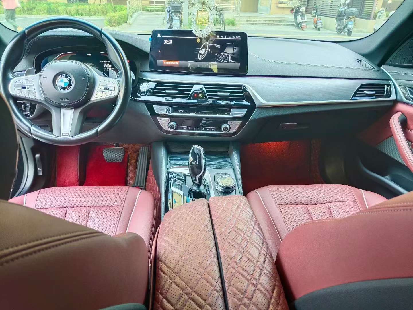 BMW 5 Series 530Li Leading Luxury Package 6