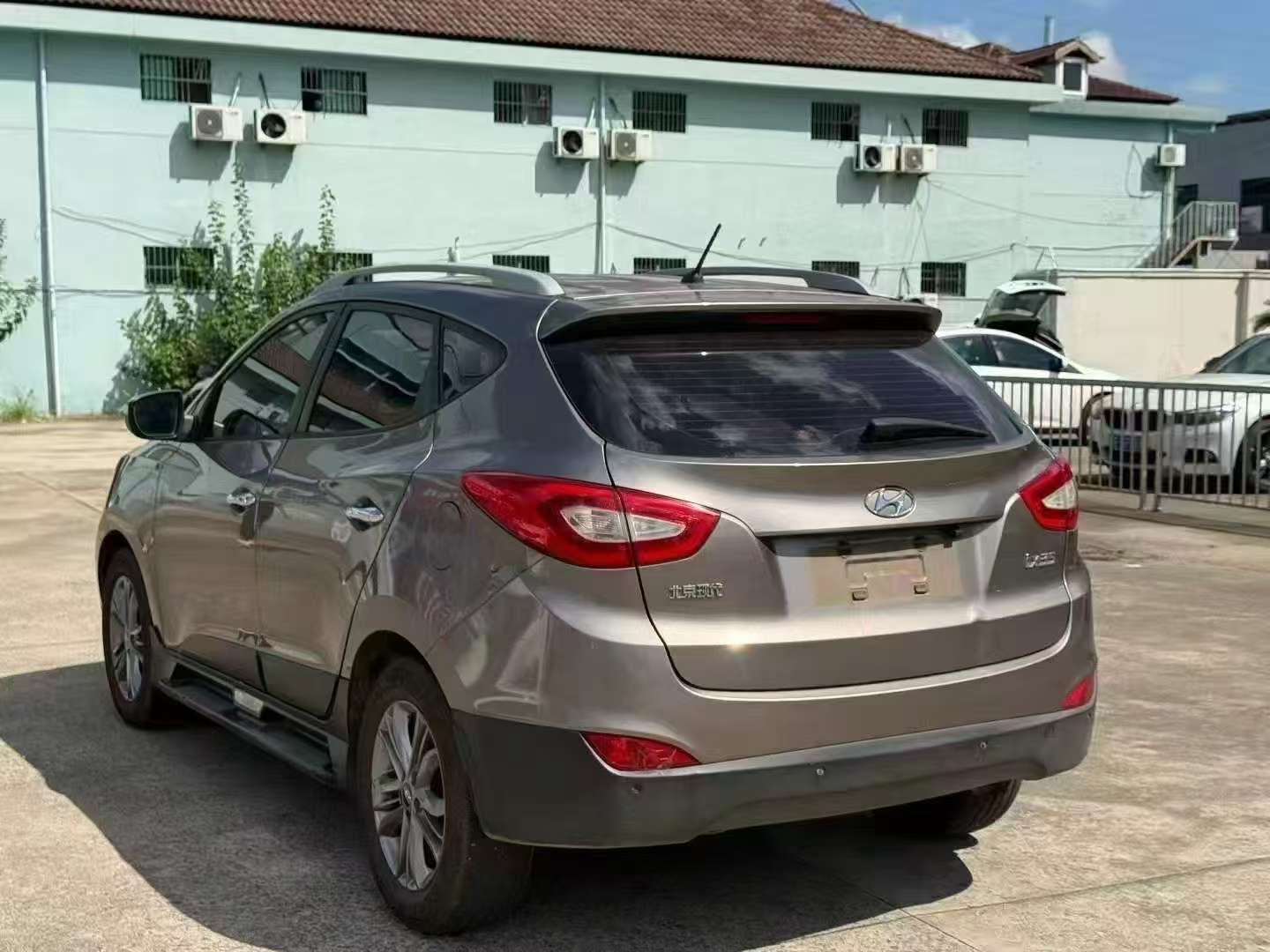 Hyundai ix35 2014 2.0L Automatic Sunroof 9