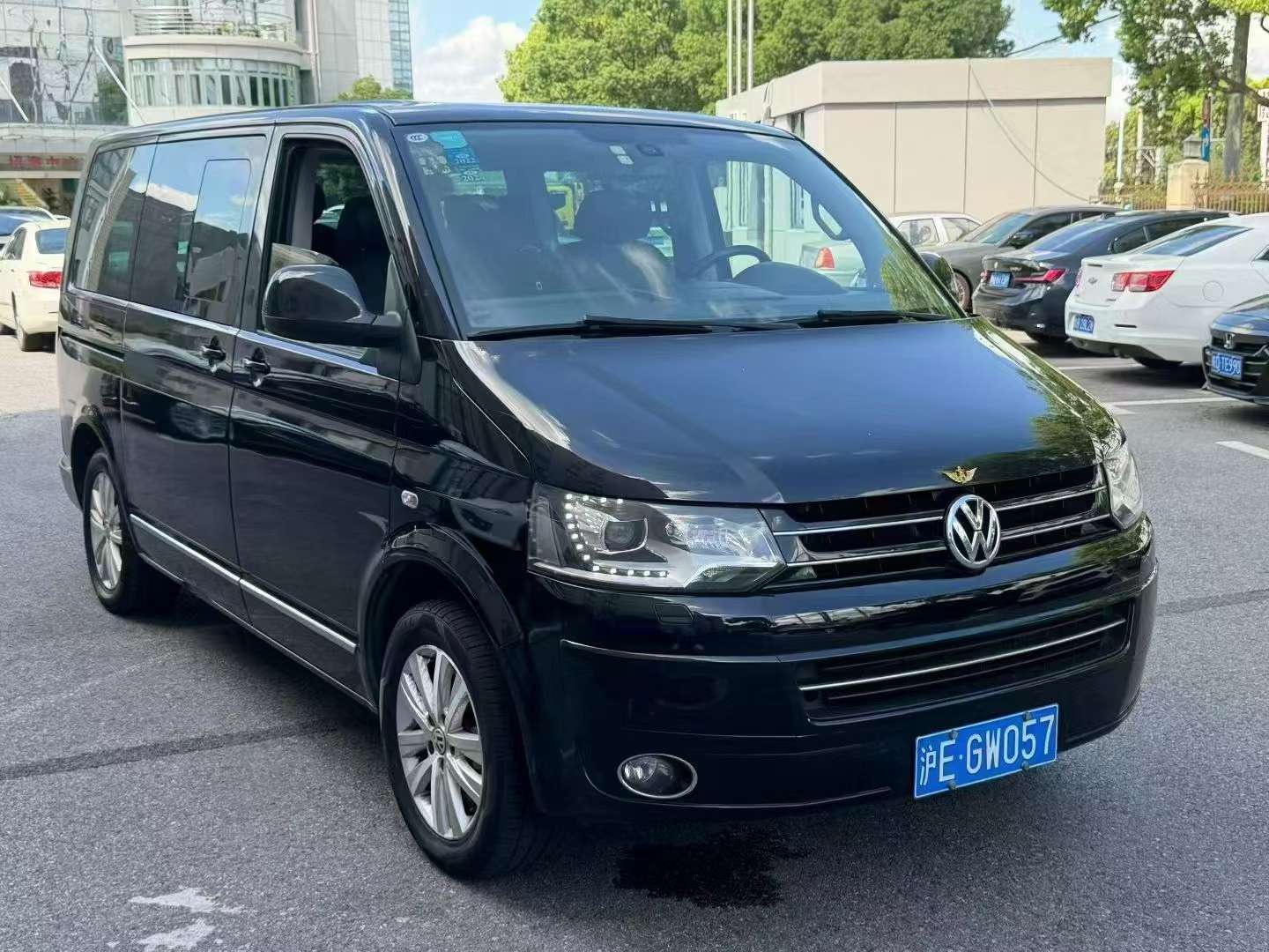 Volkswagen Multivan 2014 2.0T 7-Seat Executive Edition 2