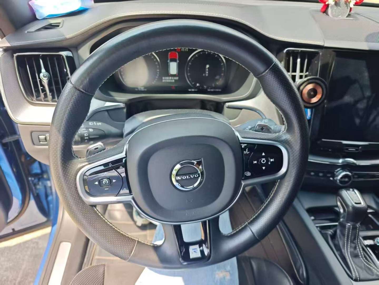 Volvo XC60 AWD Zhiyuan Sport Edition 2.0T 4
