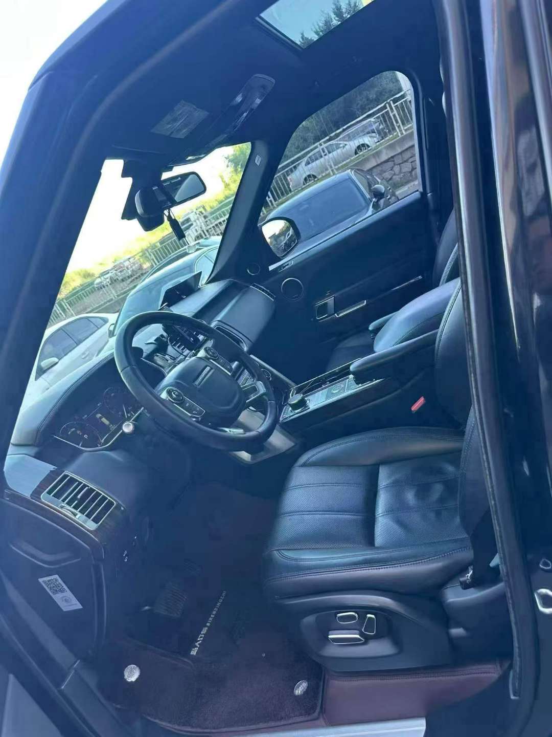 Land Rover Range Rover 2015 Executive Edition Obsidian Limited Edition 7
