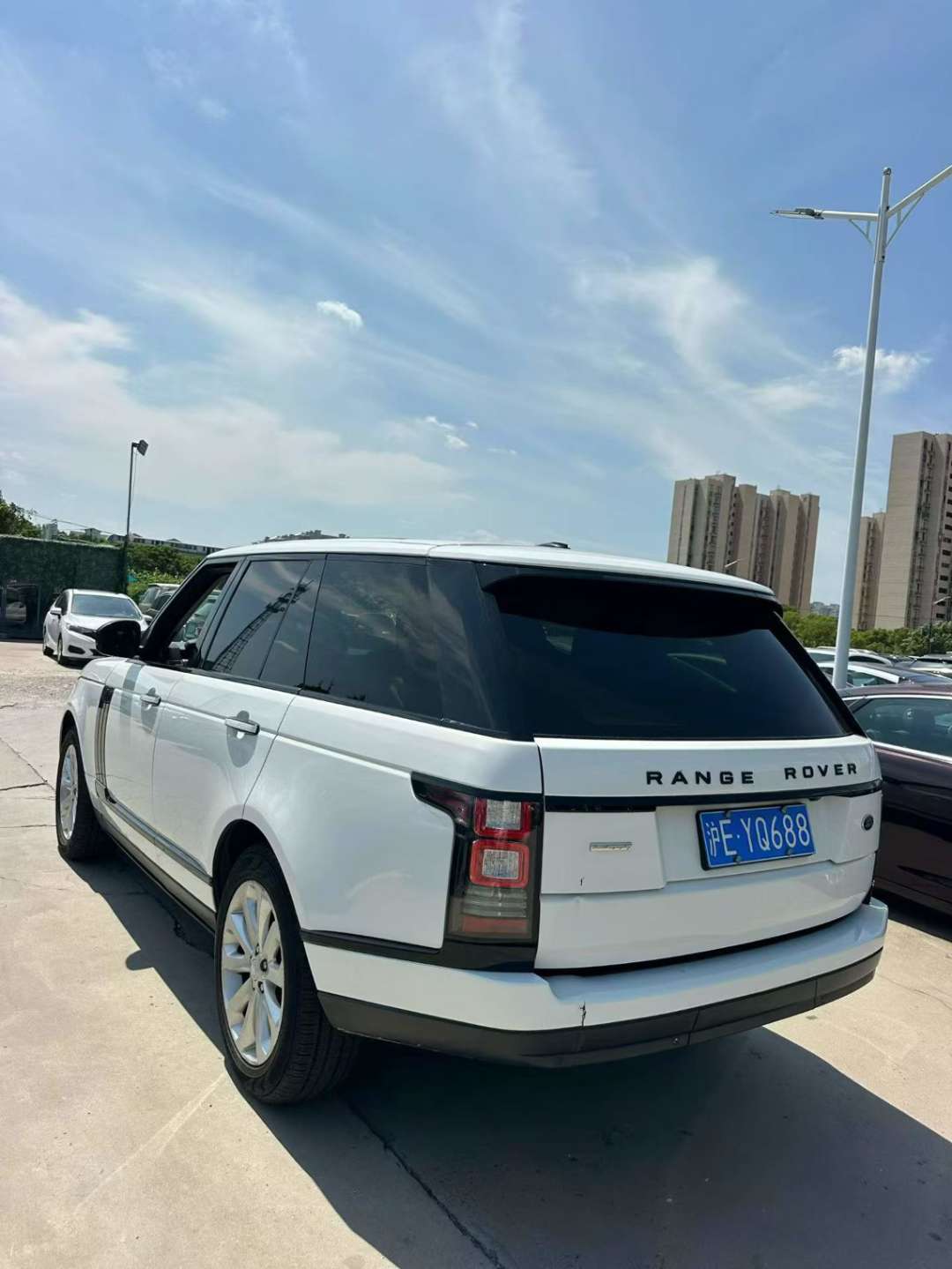 Land Rover Range Rover 2015 Executive 3.0T Gasoline Standard Wheelbase 4