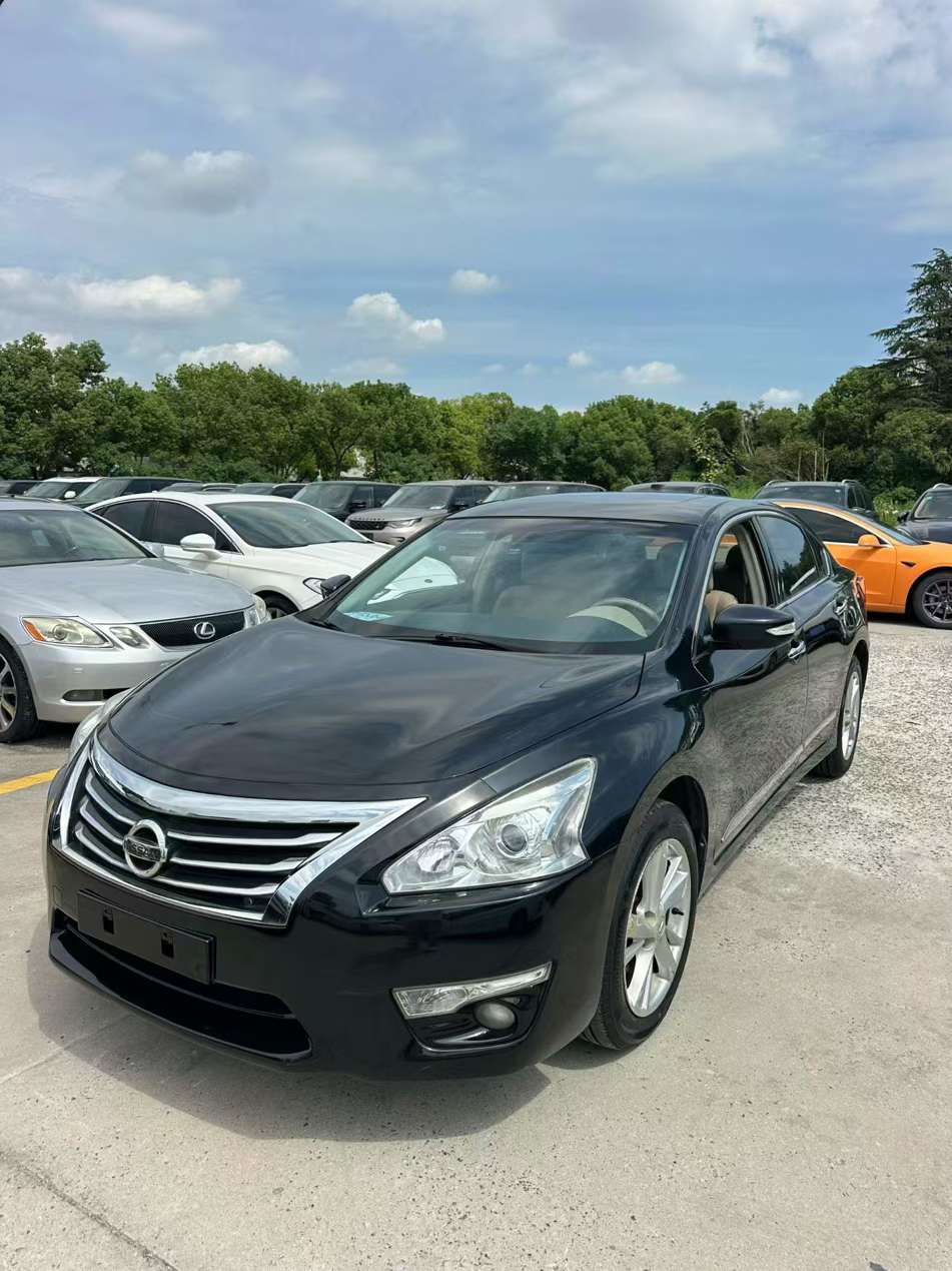 Nissan Teana 2.0L Automatic Sunroof 2