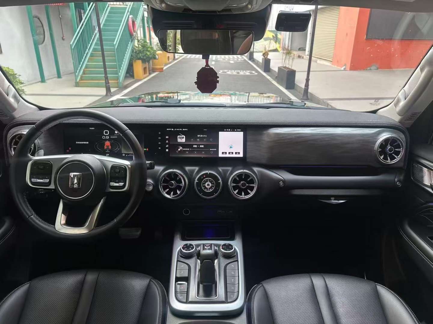 Tank 300 Conqueror 2.0T 4WD 5