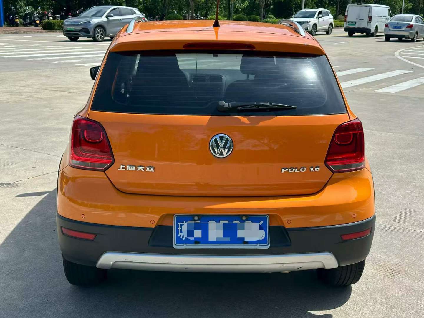 Volkswagen Polo 2013 1.6L Automatic 8