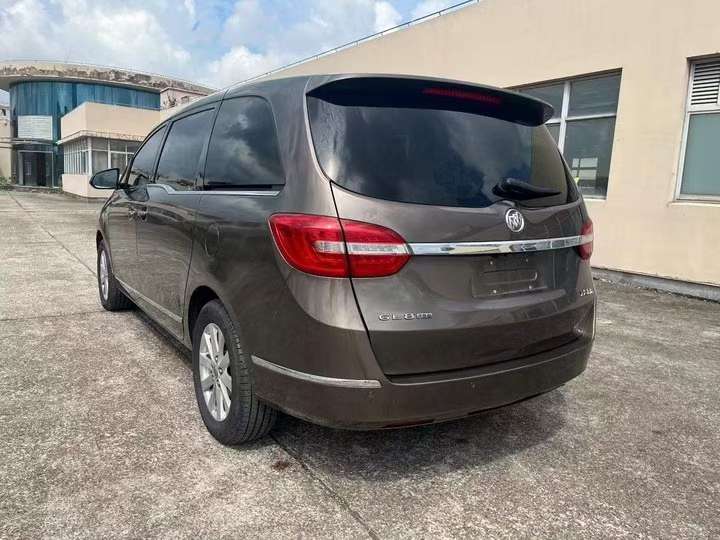 Buick GL8 25S 4