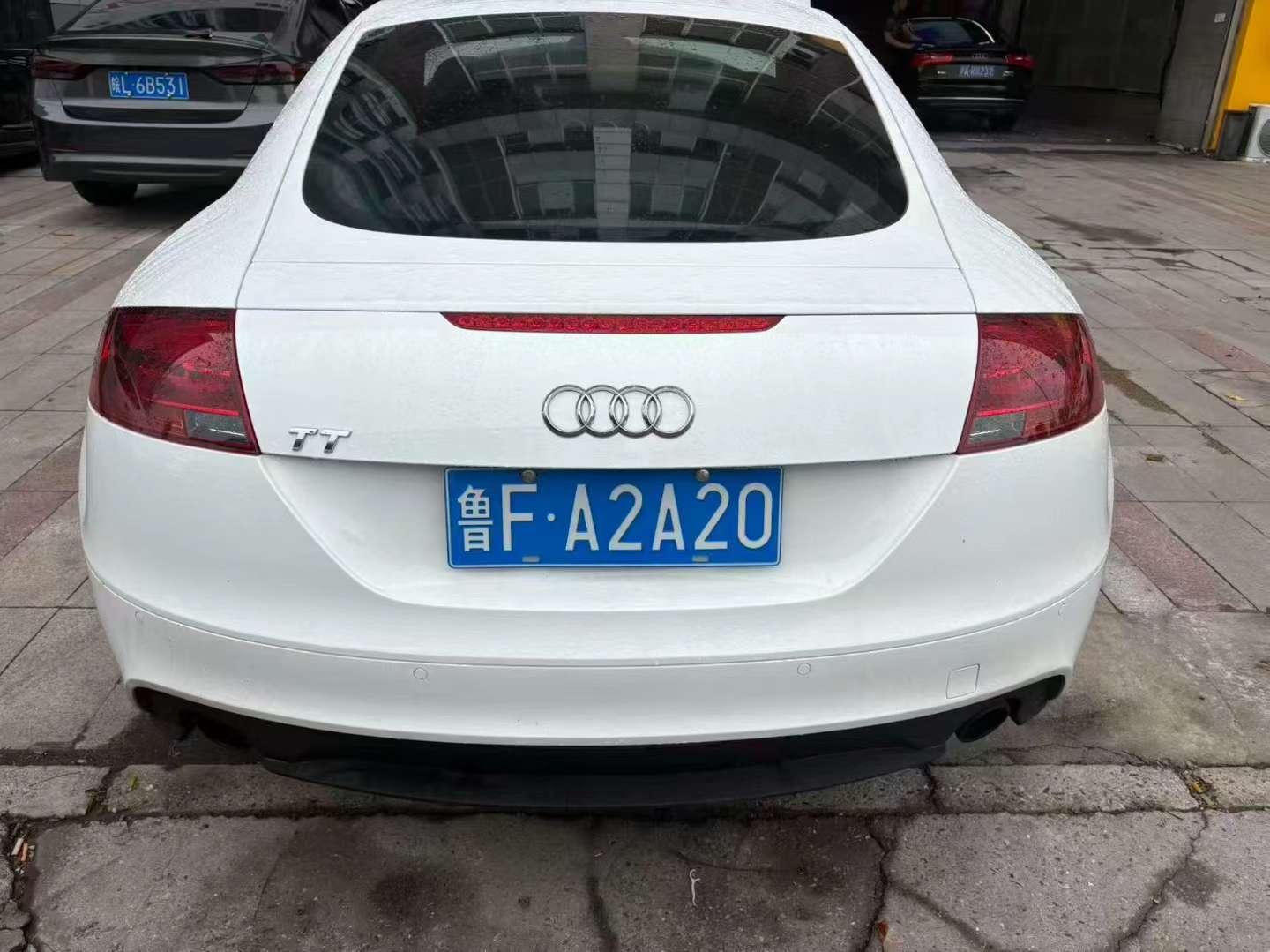 Audi TT 2011 2.0T 6