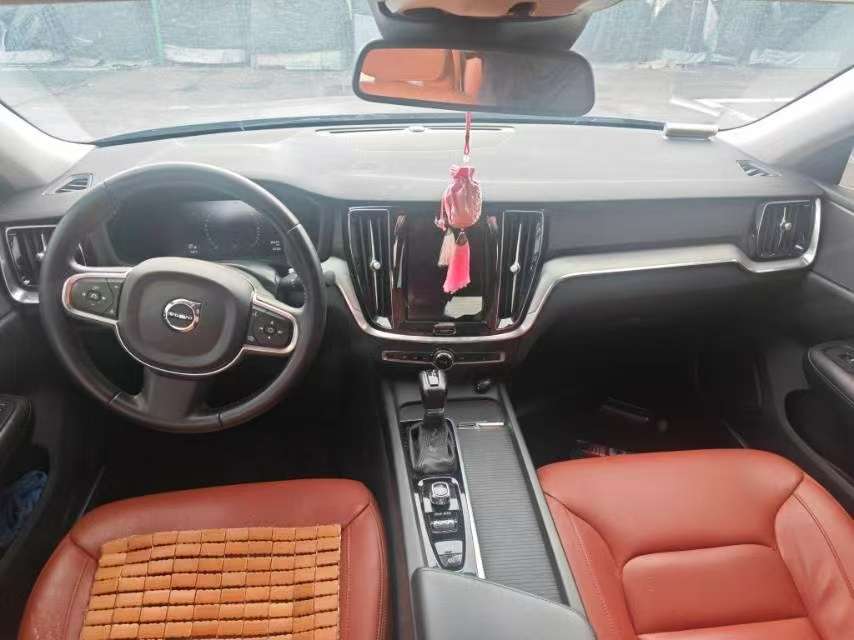 Volvo S60 2020 2.0T Automatic Panoramic Sunroof 5