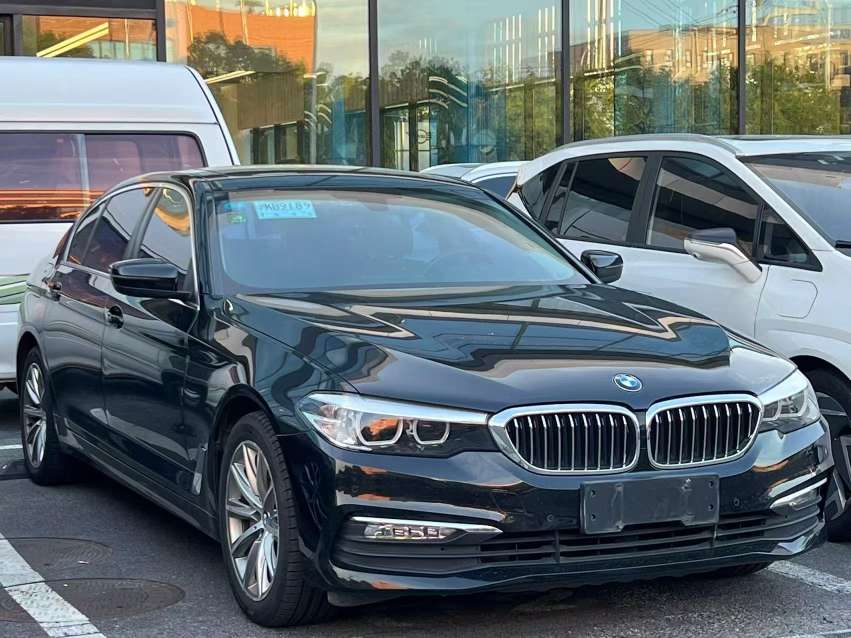 BMW 5 Series 2018 2.0T Automatic Sunroof Launch Special Edition 2