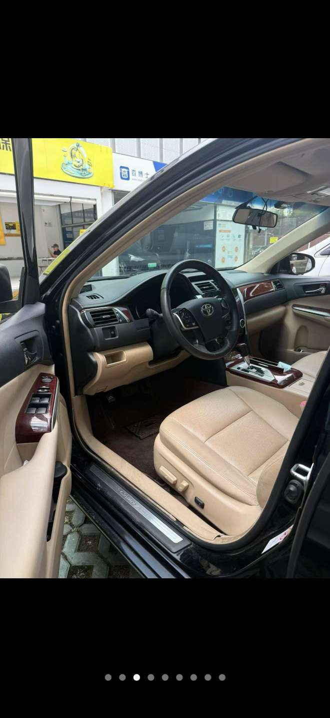 Toyota Camry 2.5L 2.5G Luxury Navigation Edition 3
