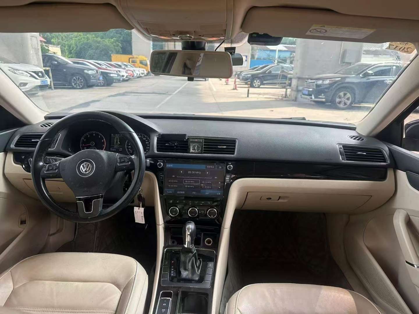 Volkswagen Passat 1.8TSI DSG Premium Edition 5
