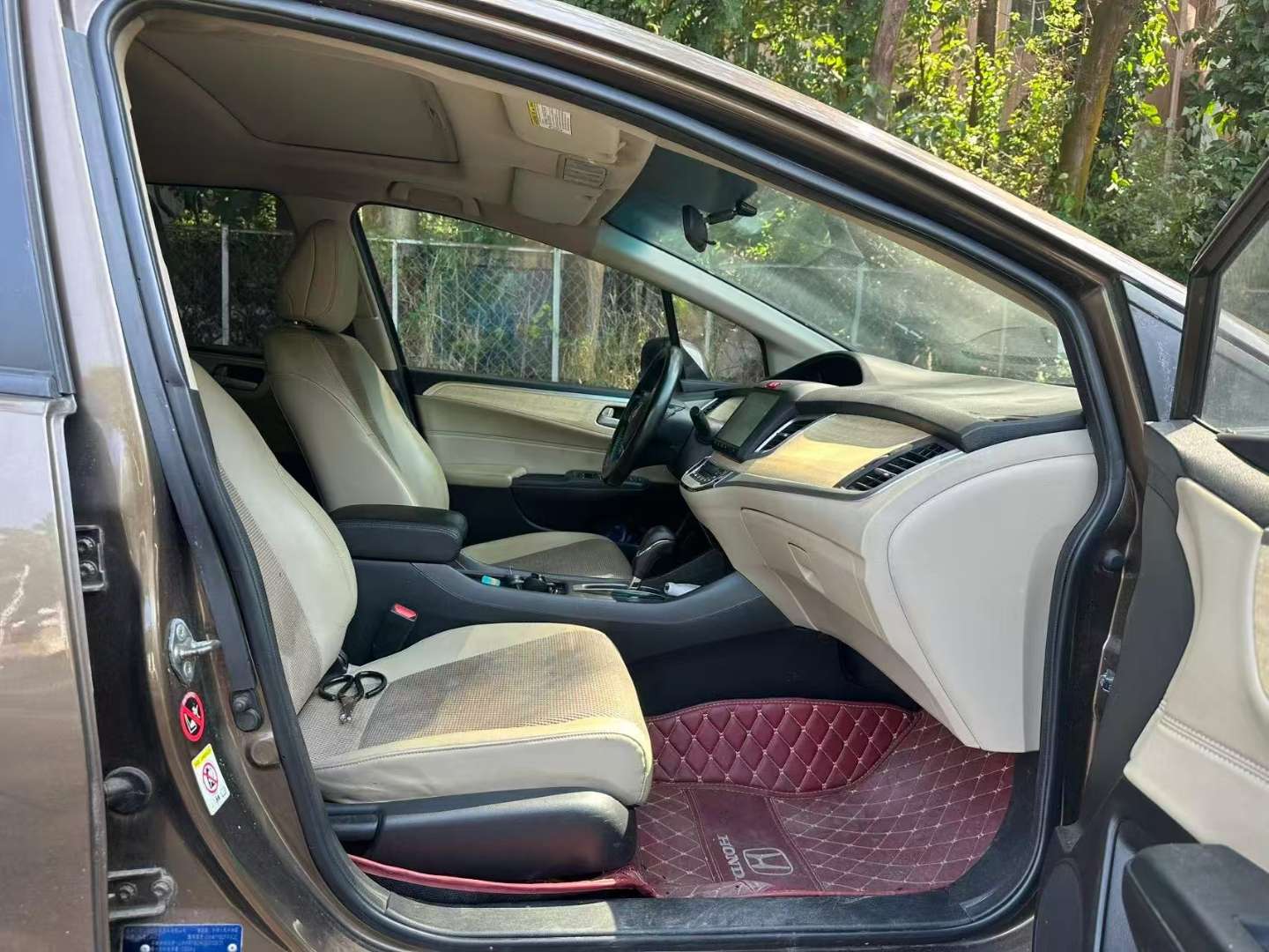 Honda Jade 1.8L Comfort Elite Edition 5-Seater 6