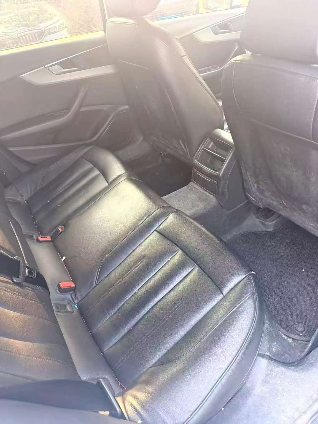 Audi A4L 2.0T Progress Edition 5