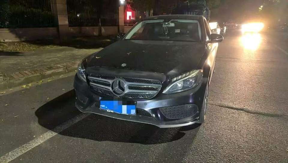 Mercedes-Benz C-Class C180L Sport