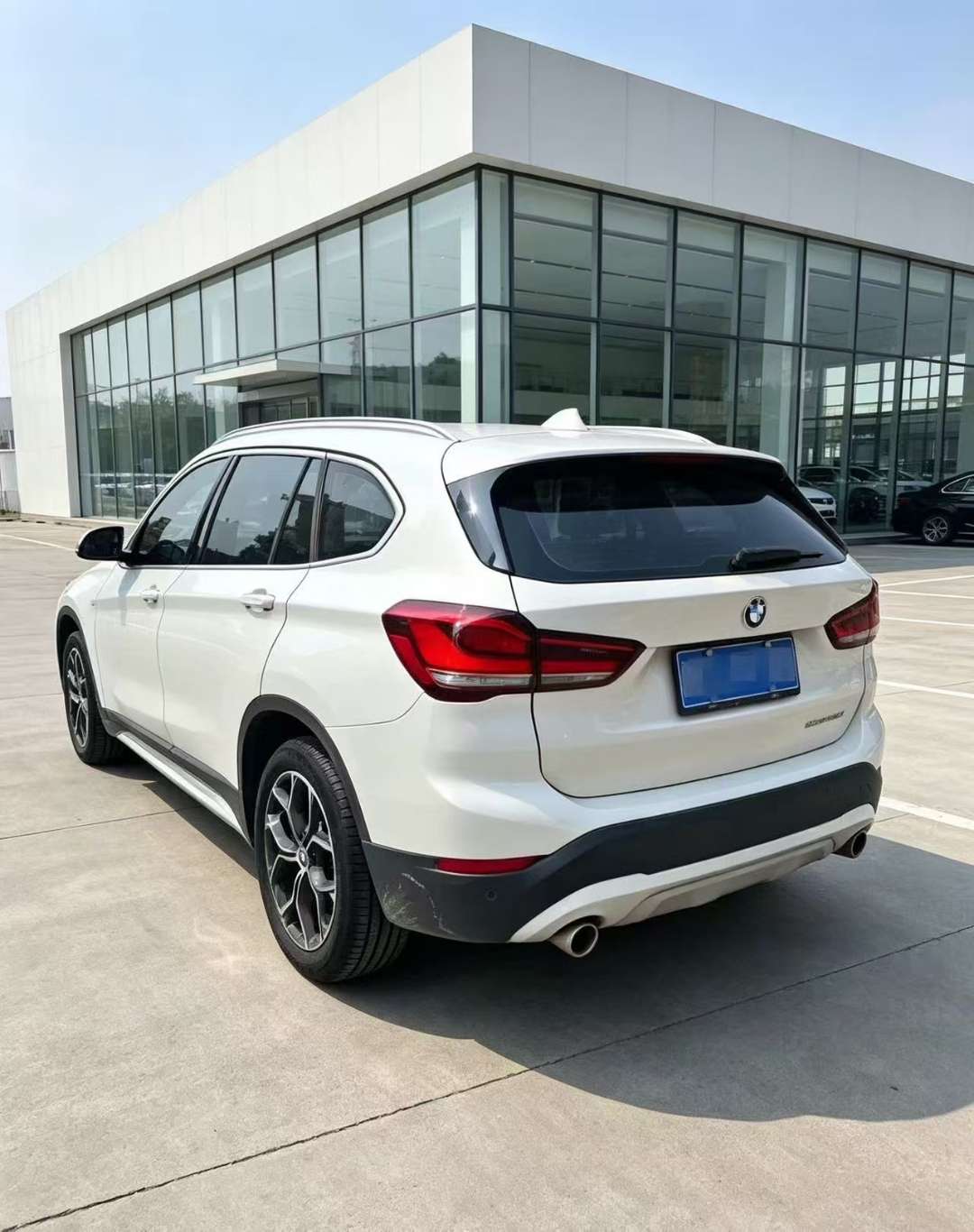 BMW X1 sDrive20Li 1.5T Luxury Edition 4
