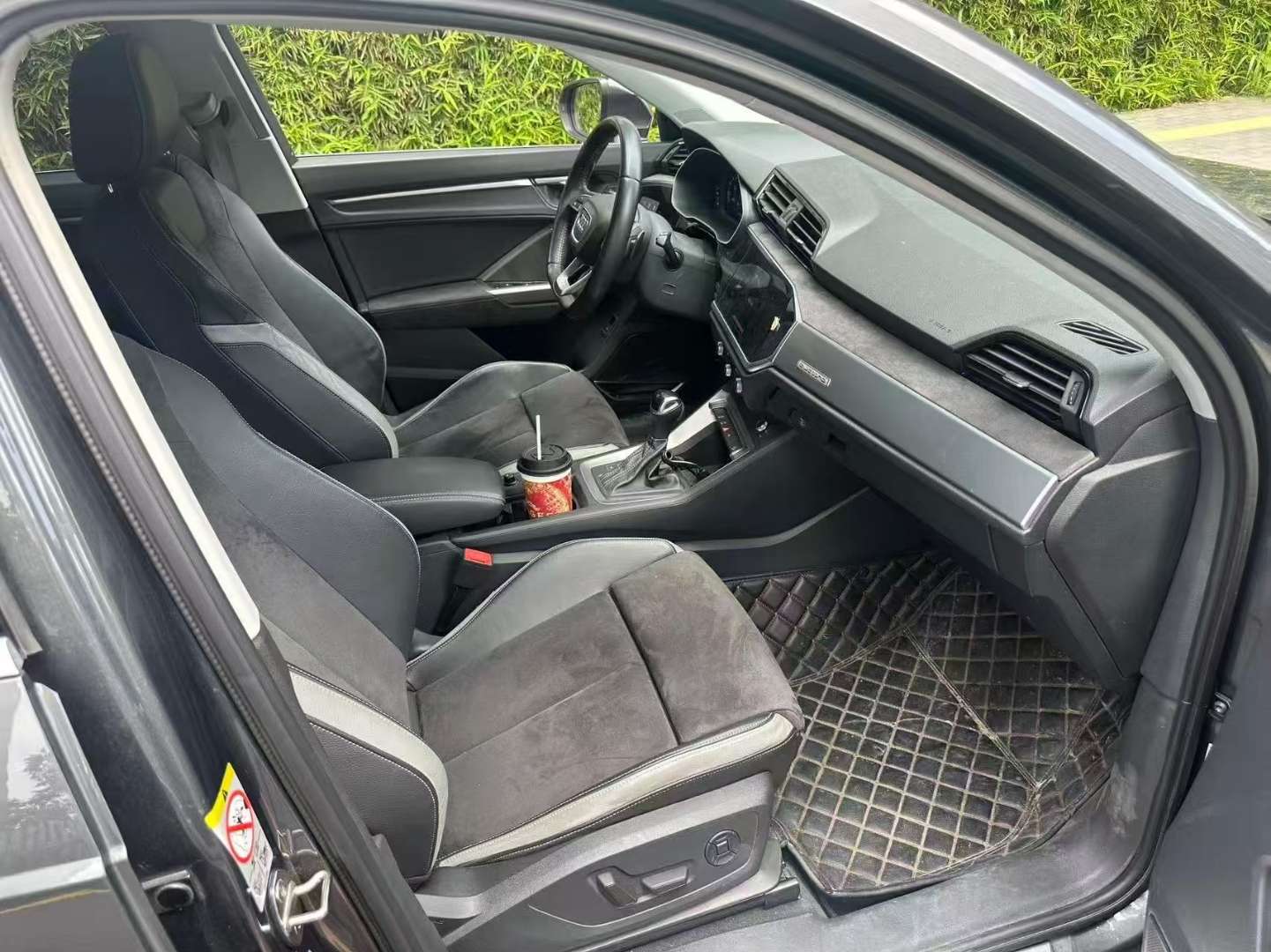 Audi Q3 AWD Fashion 2.0T 6