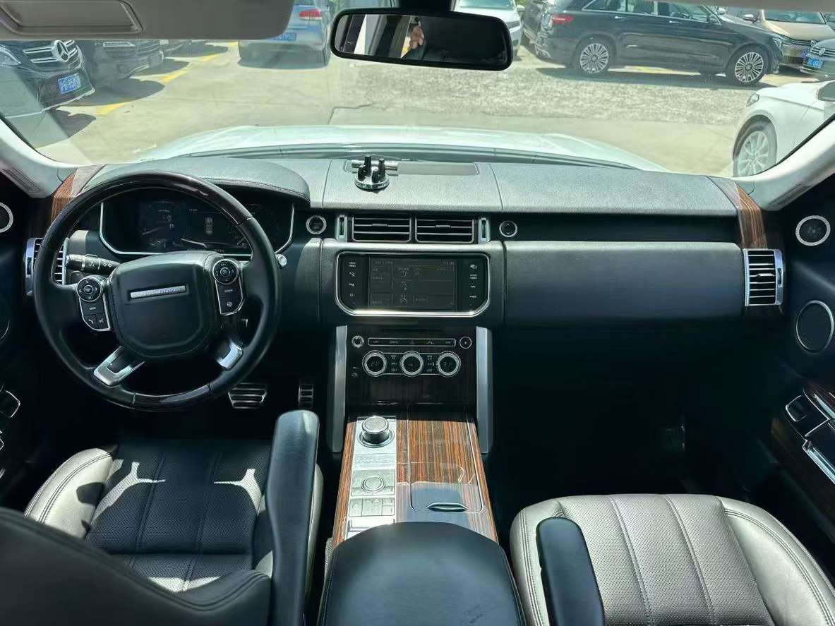 Land Rover Range Rover 2015 Executive 3.0T Gasoline Standard Wheelbase 8