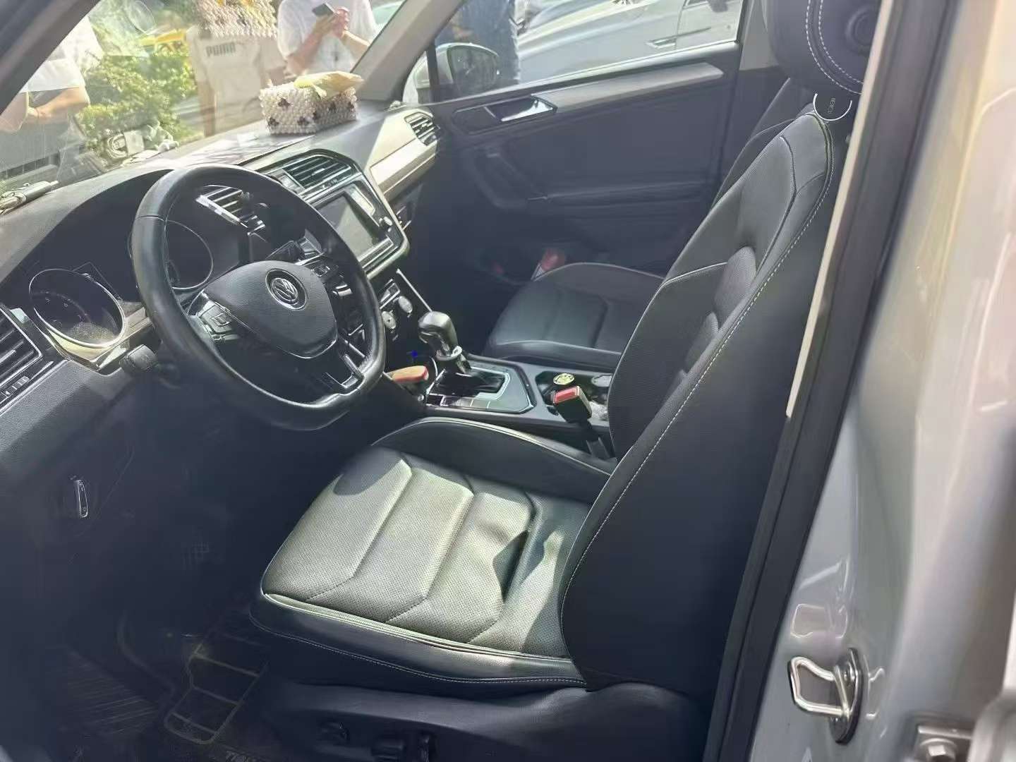 Volkswagen Tiguan L Flagship 4