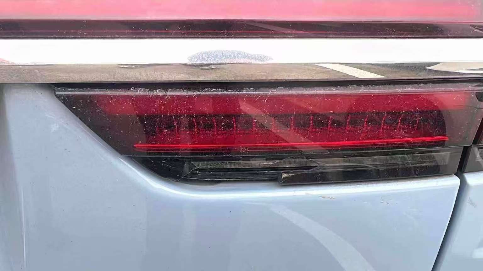Li Auto Li ONE 2021 Range-extended Electric 6-Seater 8