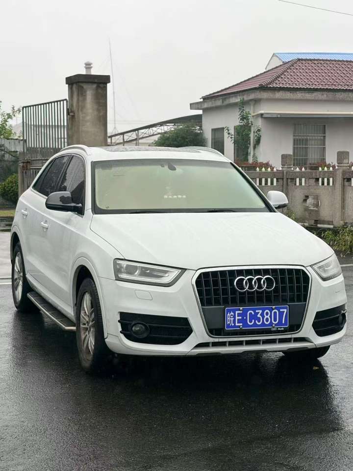 Audi Q3 2015 3