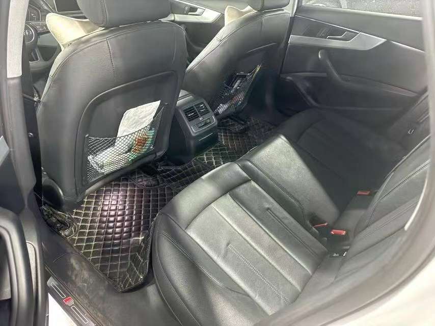 Audi A4L 2.0T Fashion Edition 4