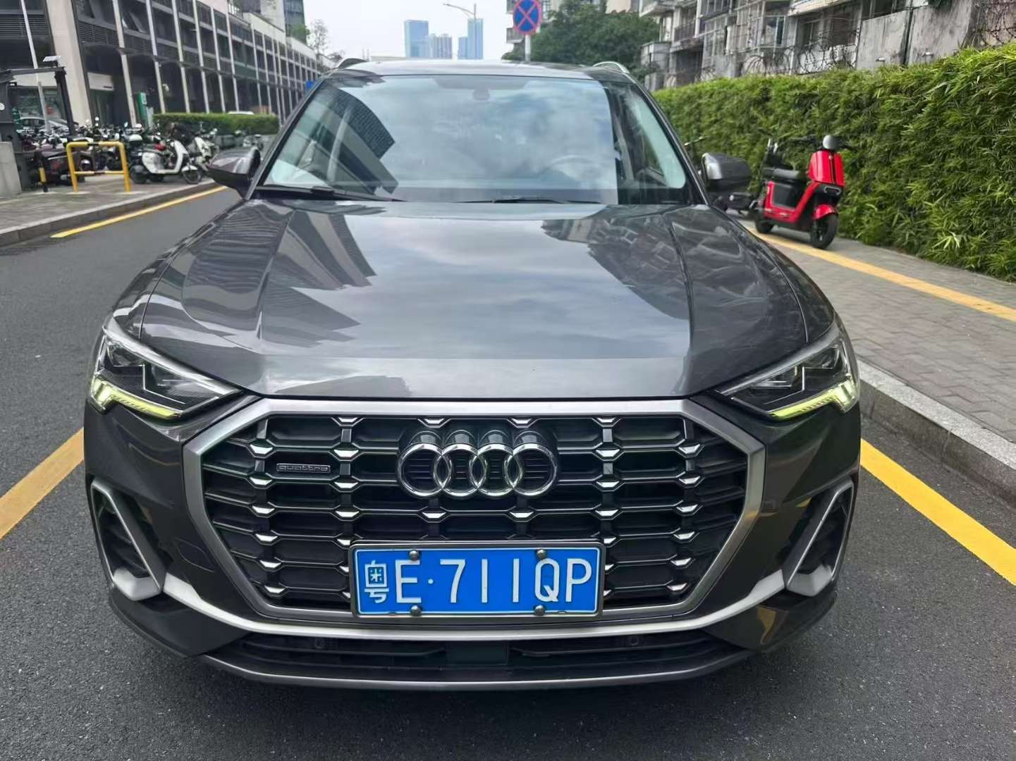 Audi Q3 AWD Fashion 2.0T