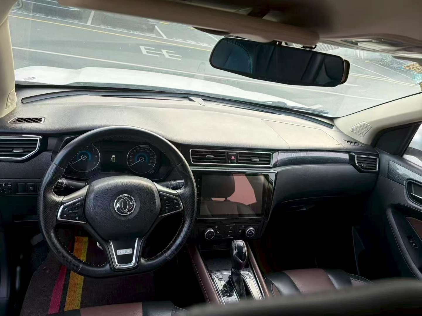 Fengguang 580 1.5T Luxury Edition 6