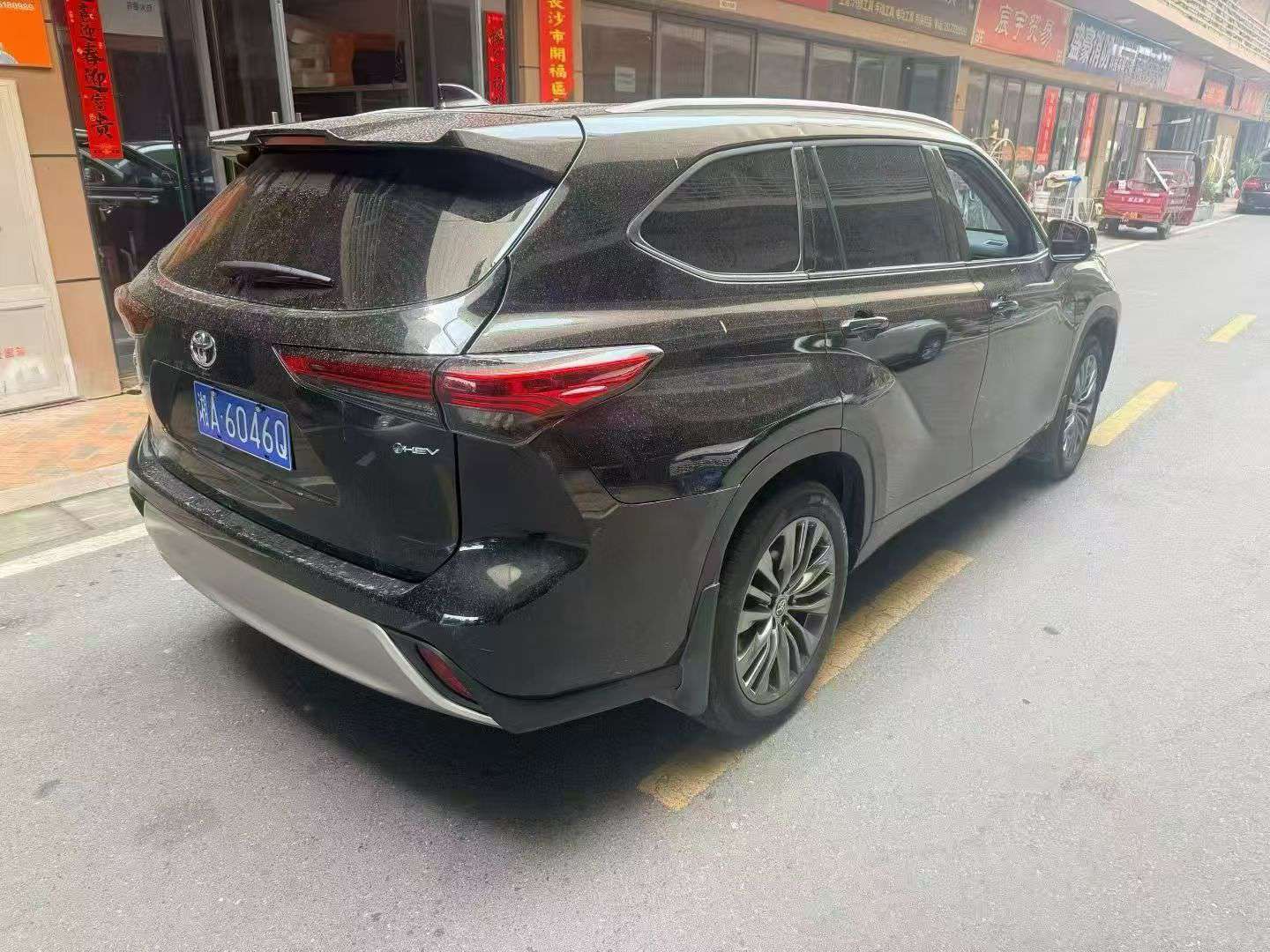 Toyota Highlander 2.5 Hybrid 7-Seater Panoramic Sunroof 3