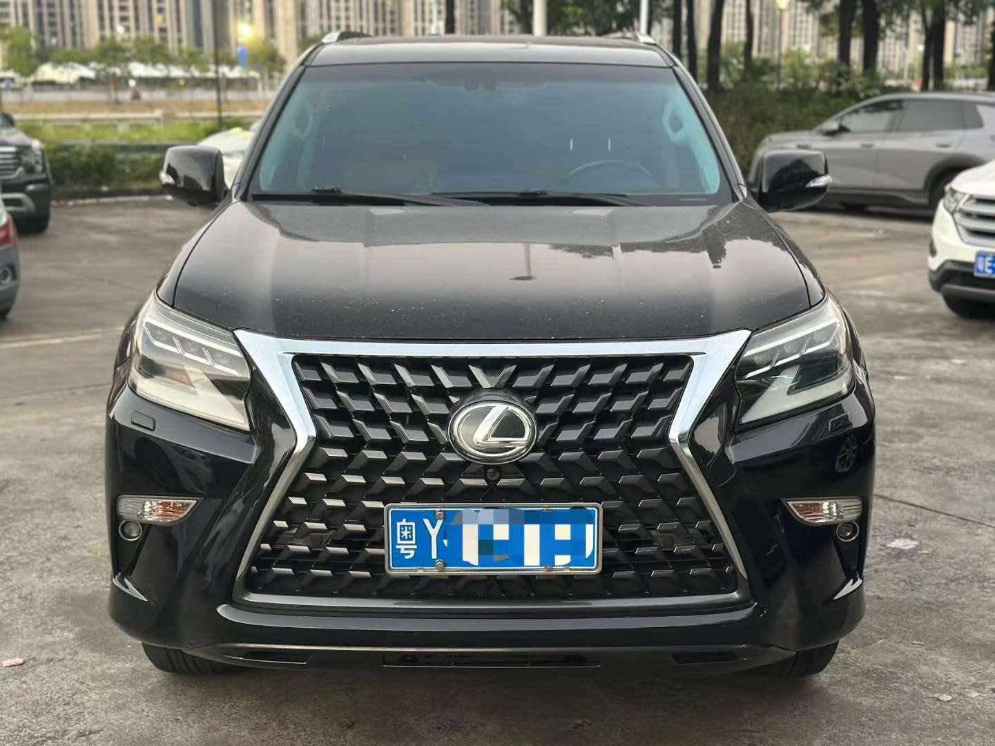 Lexus GX400 2015 4.0 Luxury Edition 2