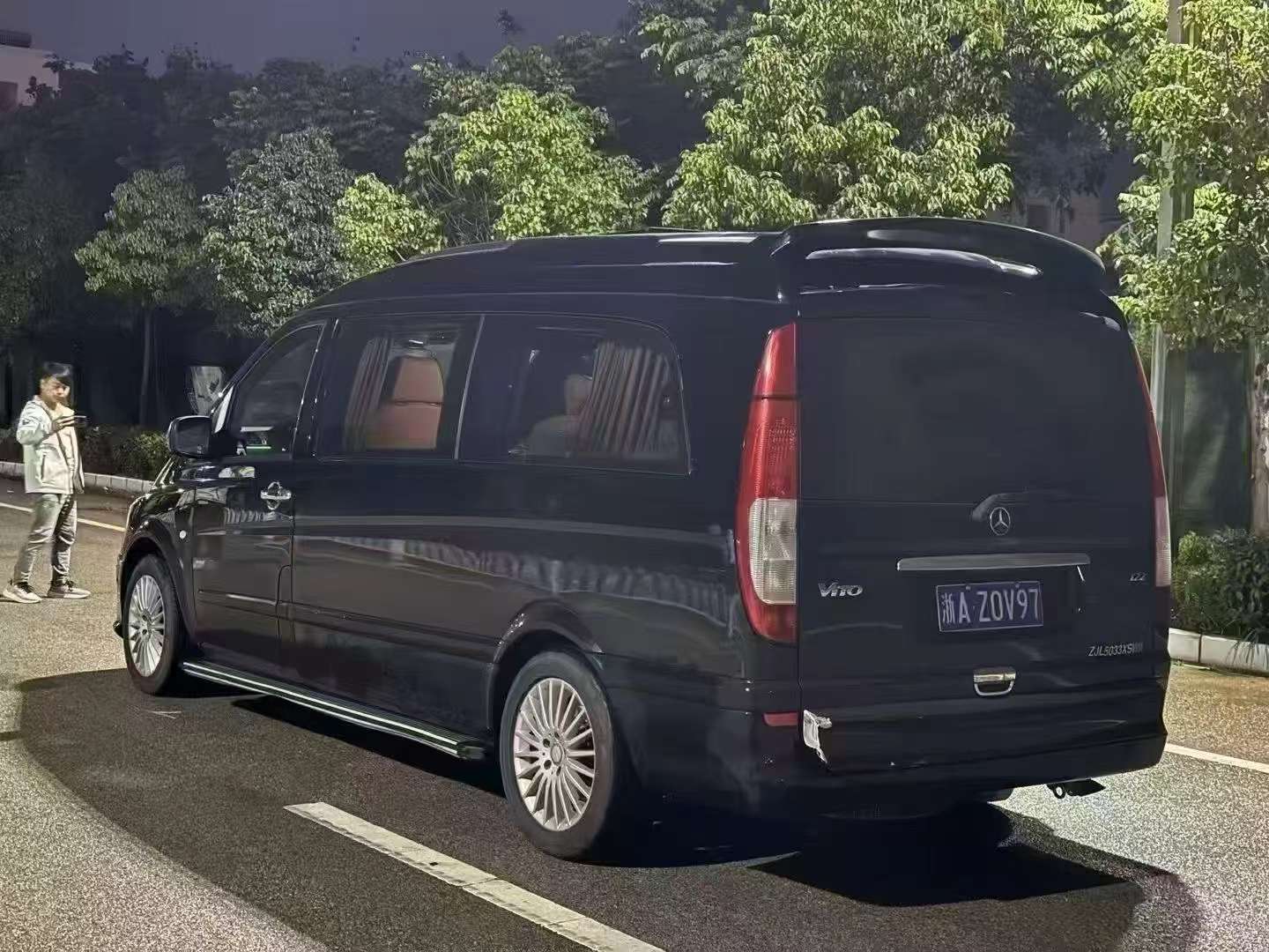 Mercedes-Benz Vito 9