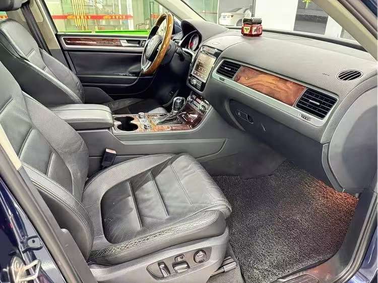 Volkswagen Touareg 3.0T TSi High Trim 7