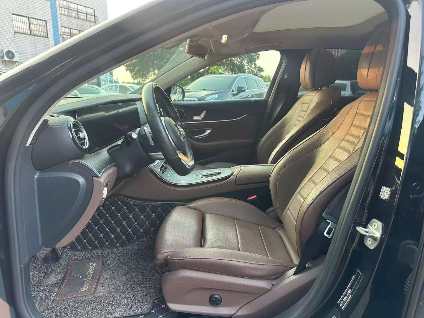 Mercedes-Benz E-Class 2020 1.5T Sport 6