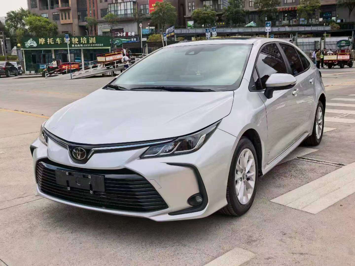Toyota Corolla 1.2T Automatic Luxury Edition 3