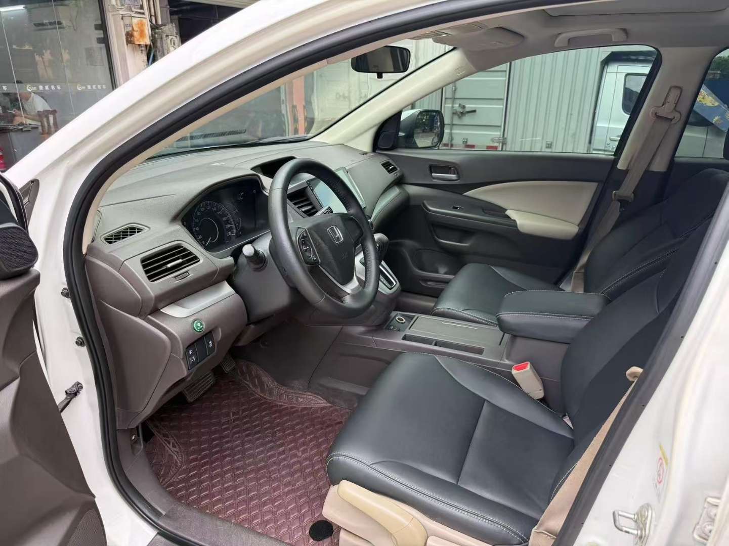 Honda CR-V 2.0L Automatic Classic Edition 5