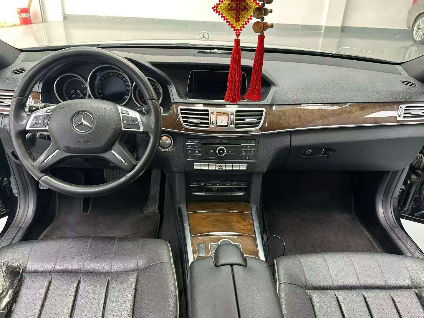Mercedes-Benz E-Class 2015 E 260 5