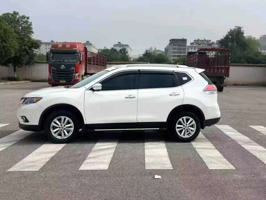 Nissan X-Trail 4