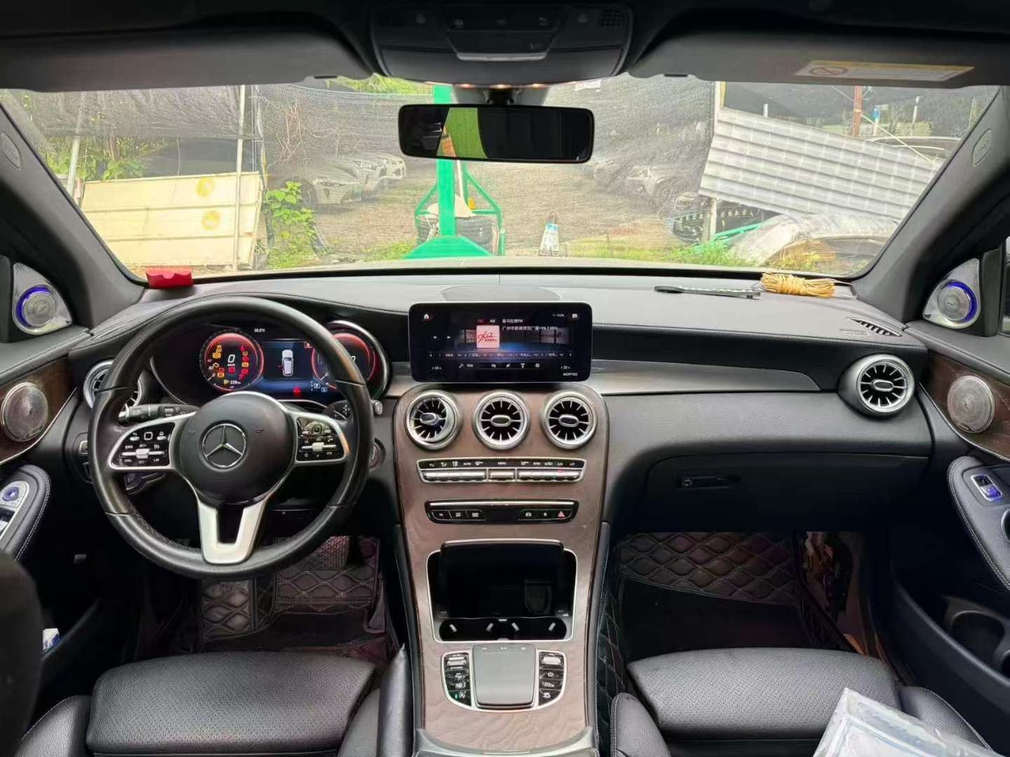Mercedes-Benz GLC GLC260L Luxury 2.0T 5