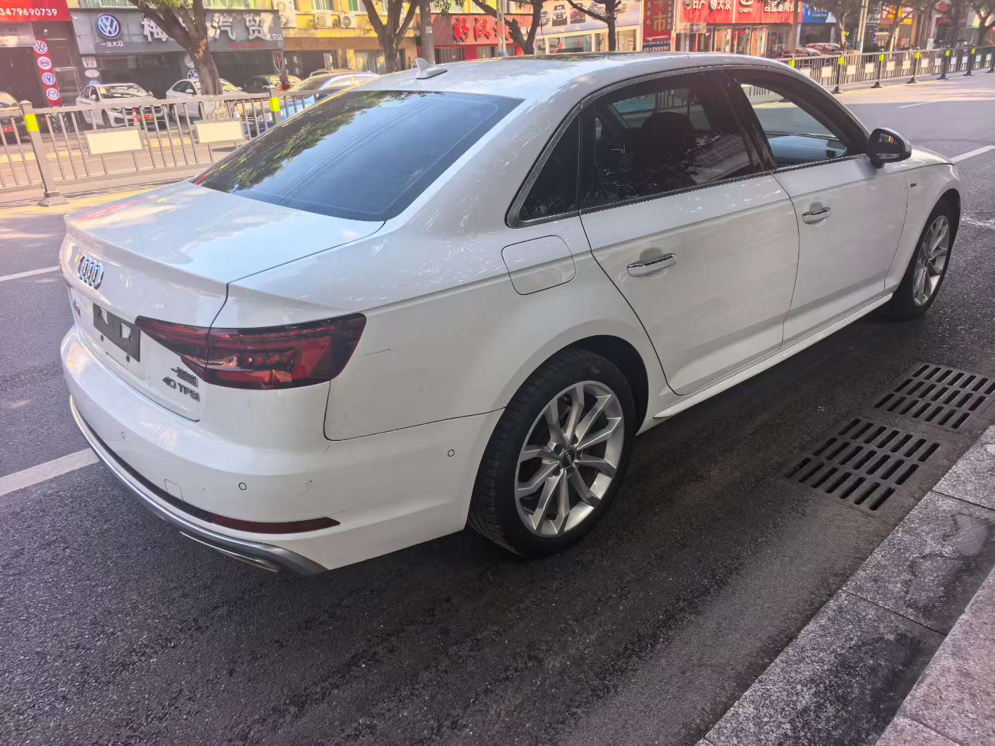 Audi A4L 6