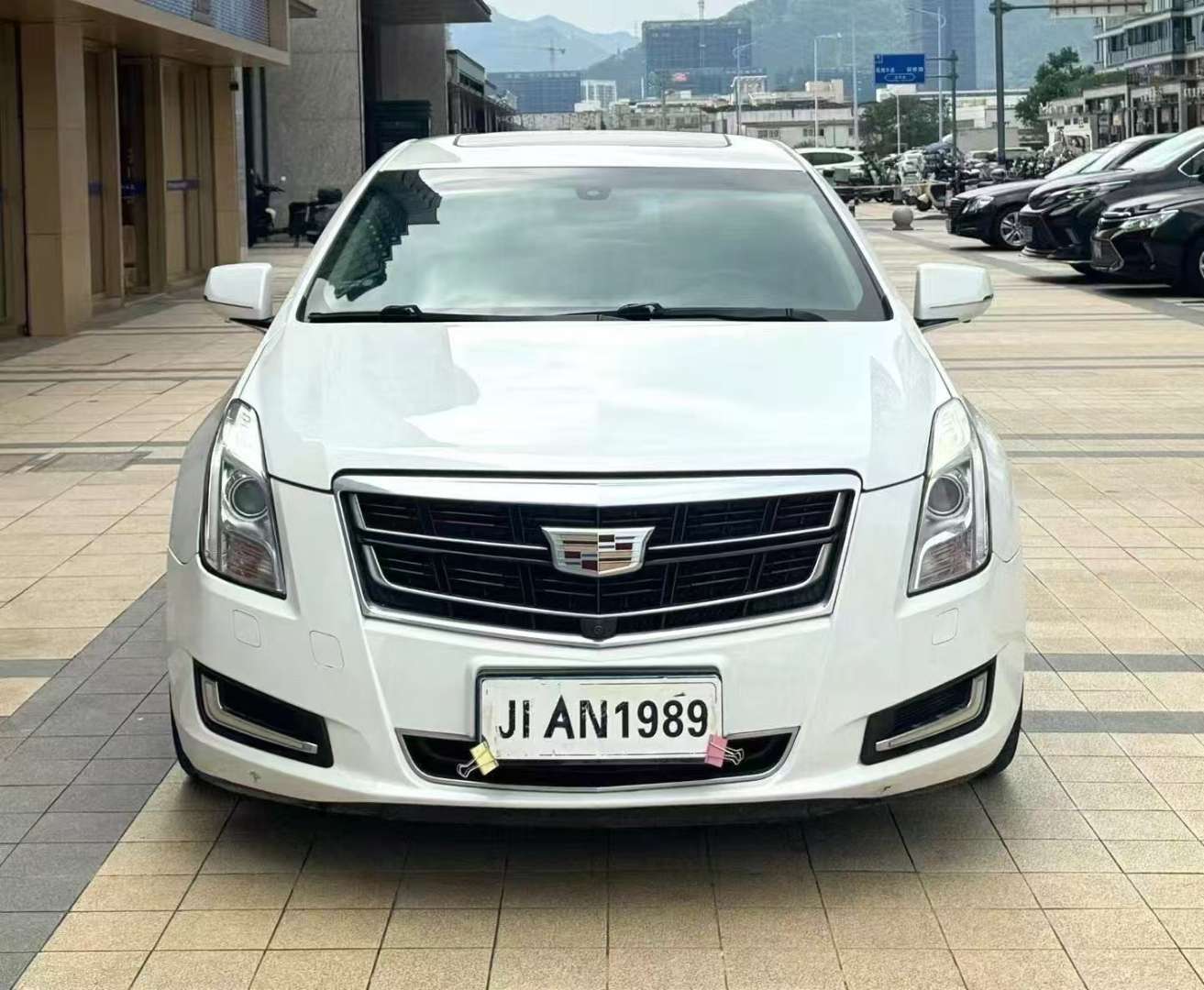 Cadillac XTS 2.0T 28T Tech 2