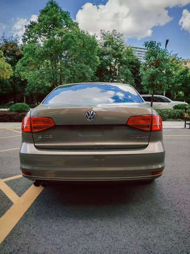 Volkswagen Sagitar Automatic 1.4T 8