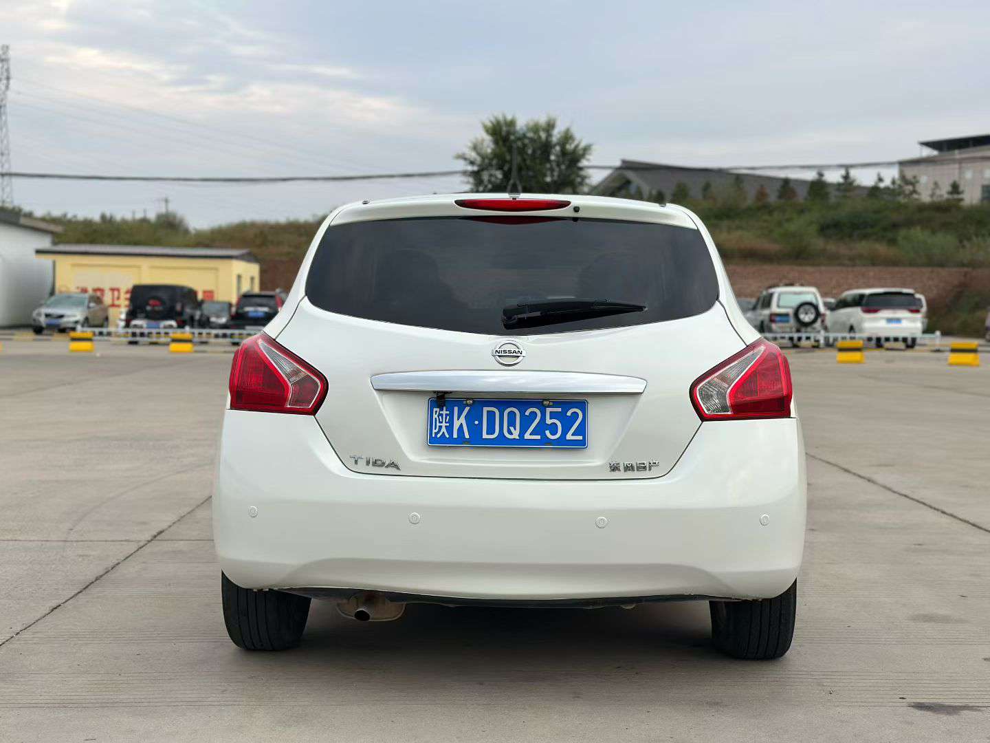 Nissan Tiida 8